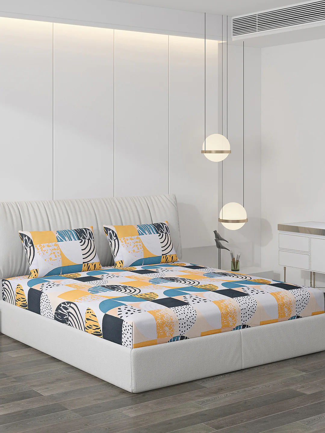 130 GSM Polyester Double Bed Bedsheet with 2 Pillow Covers