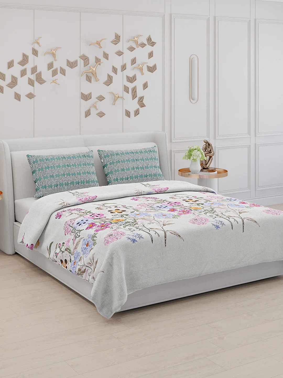 130 GSM Polyester Double Bed Bedsheet with 2 Pillow Covers