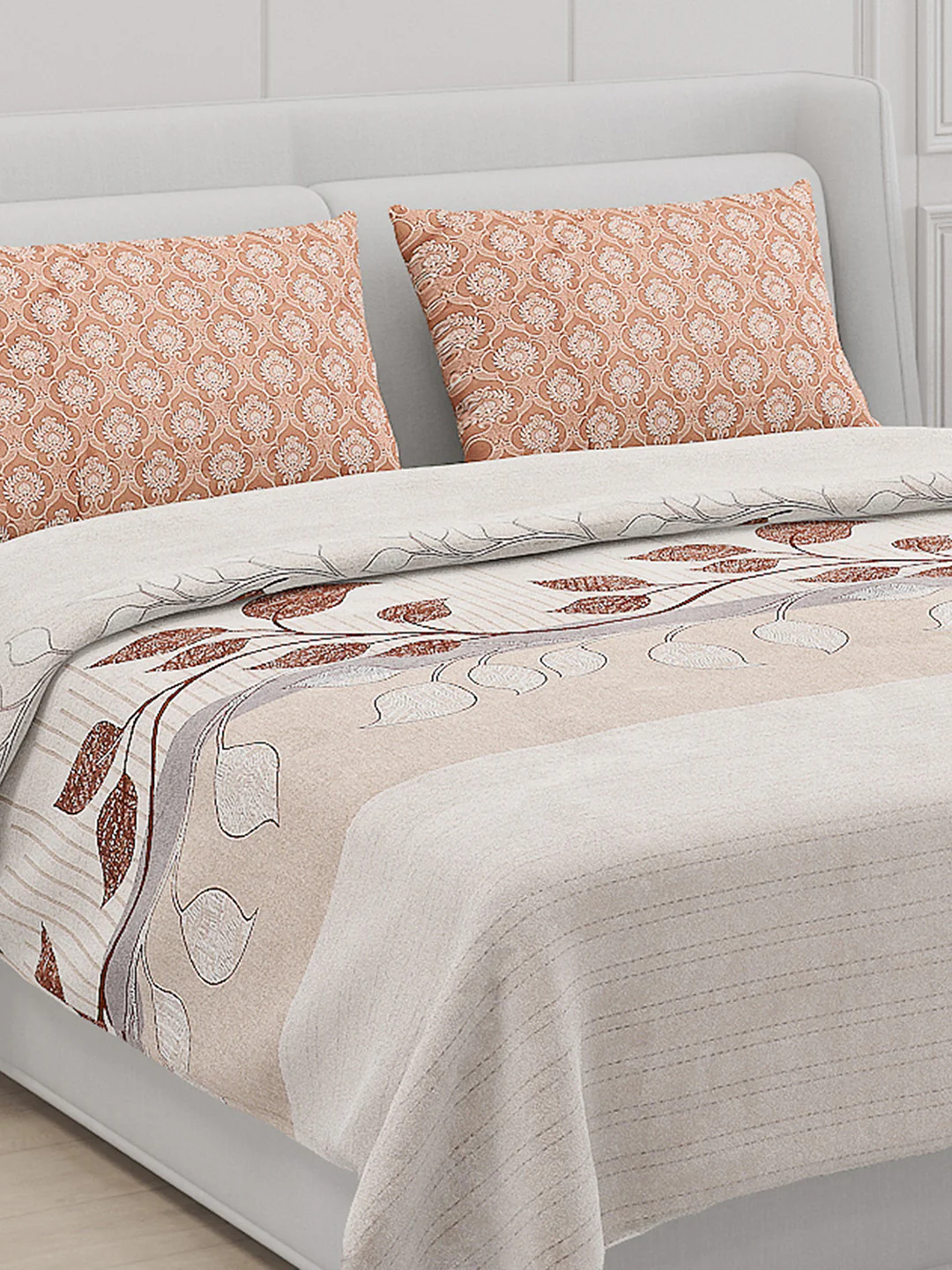 130 GSM Polyester Double Bed Bedsheet with 2 Pillow Covers