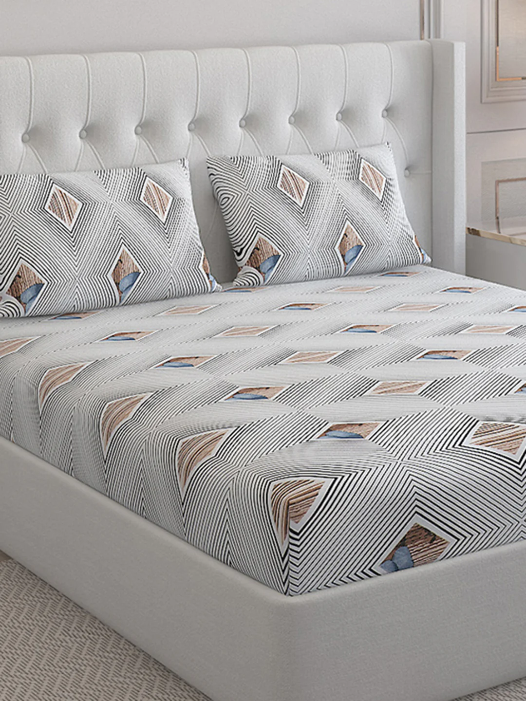 130 GSM Polyester Double Bed Bedsheet with 2 Pillow Covers - Image 5