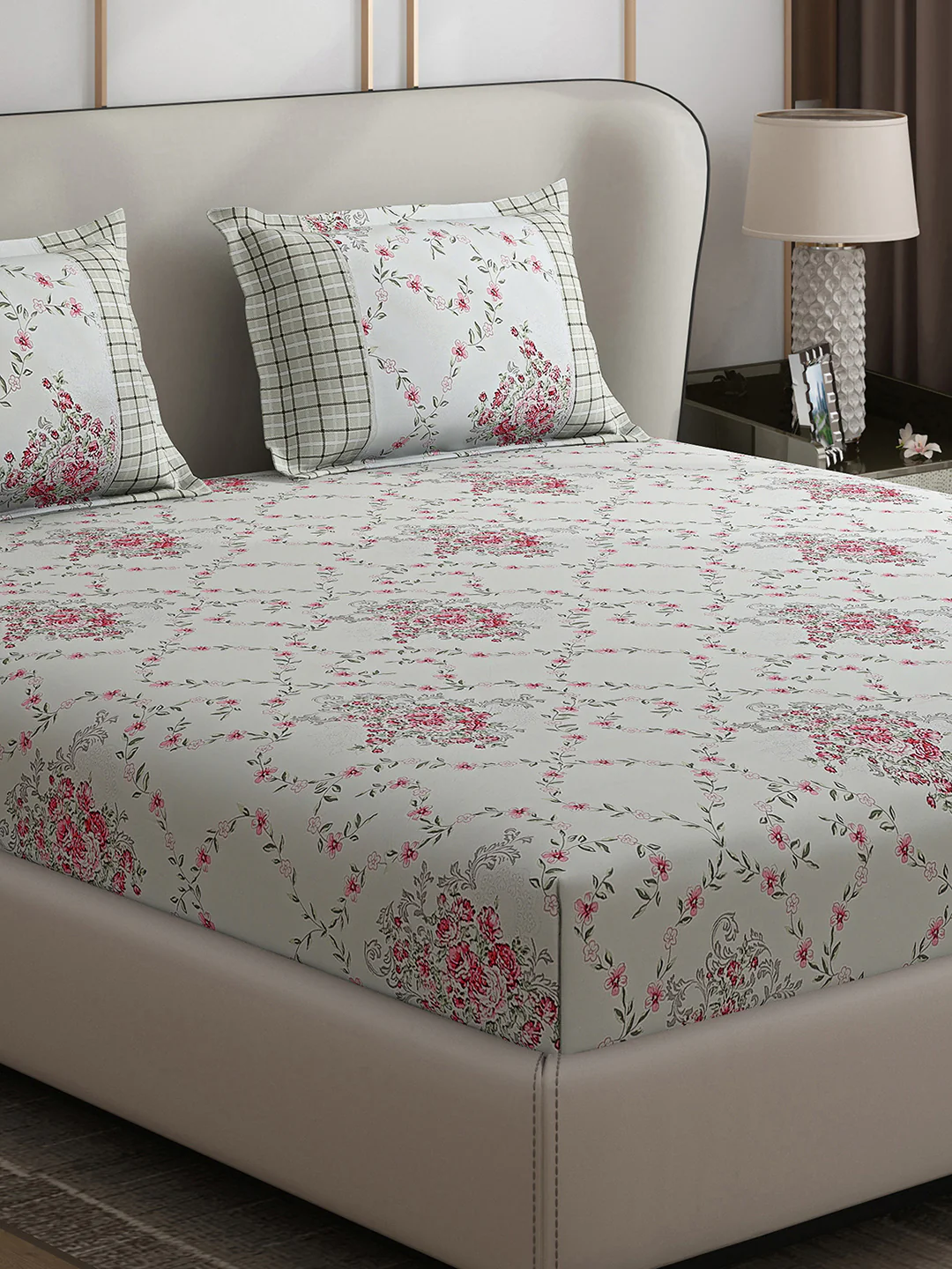 130 GSM Polyester Double Bed 1 Bedsheet with 2 Pillow Covers (Vibrant)