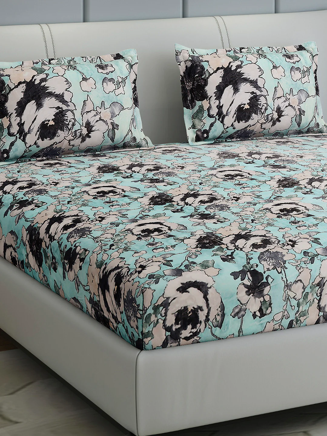 349 GSM 100% Polyester King Bed 1 Bedsheet with 2 Pillow Cover (Carnival)