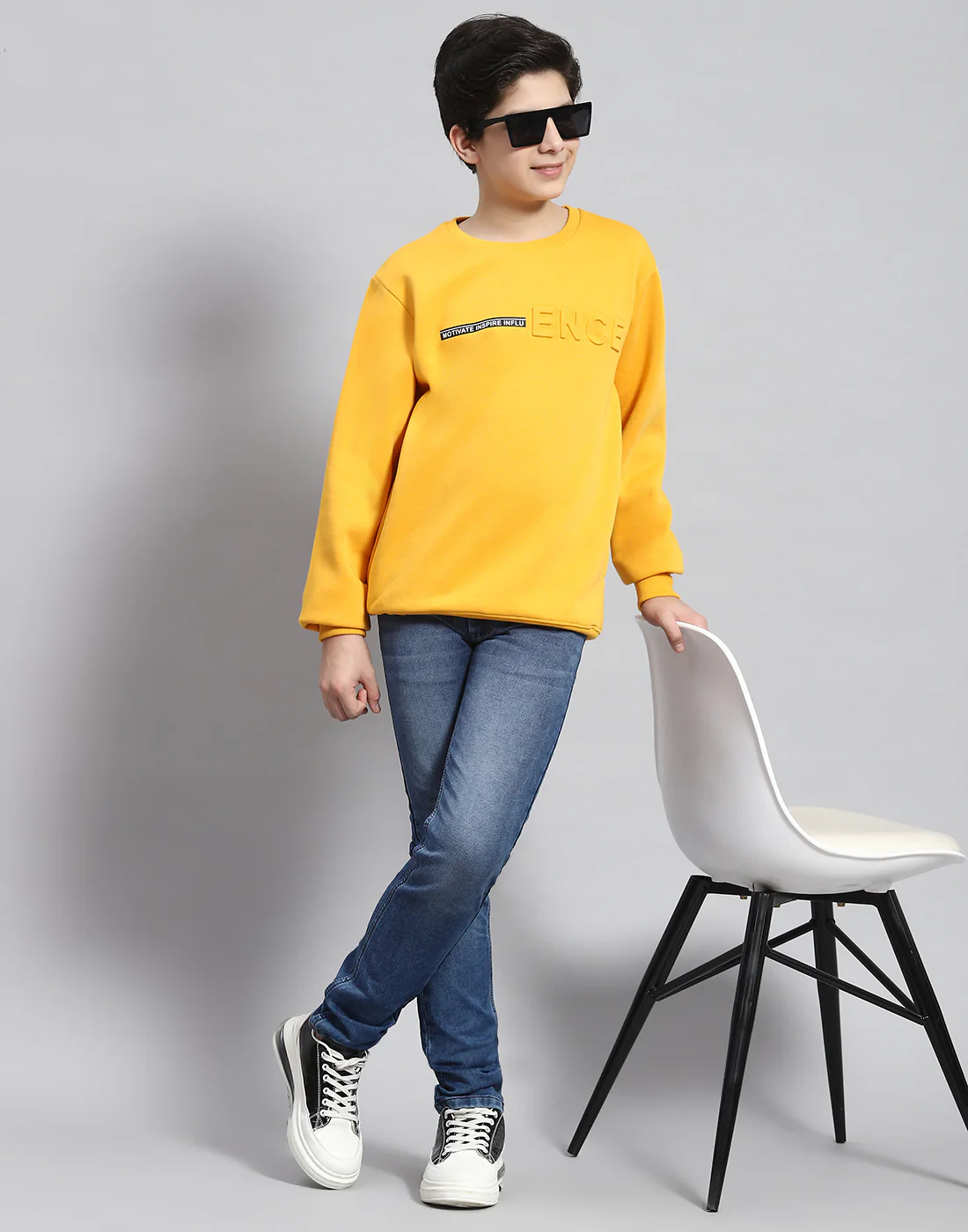 Boys Mustard Solid Round Neck Full Sleeve Sweatshirt