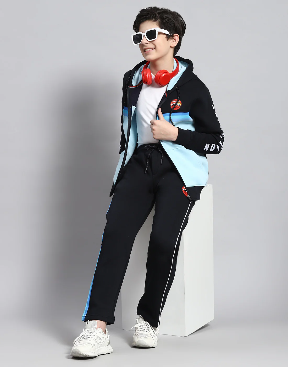 Boys Navy Blue Printed Round Neck Full Sleeve Tracksuit