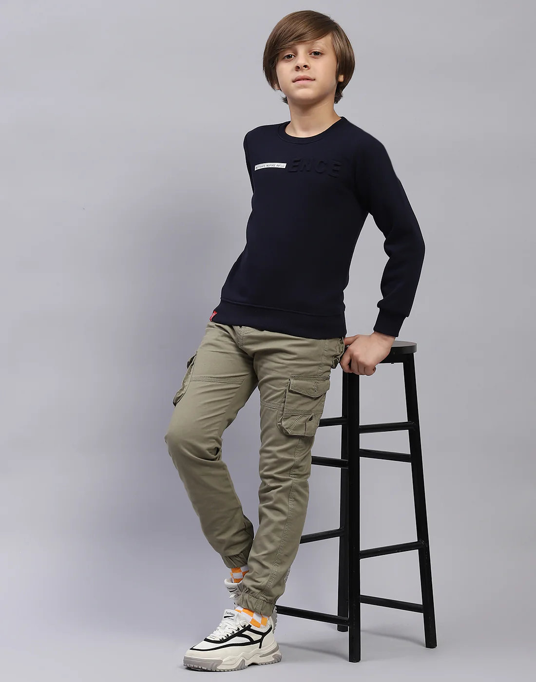 Boys Navy Blue Solid Round Neck Full Sleeve Sweatshirt