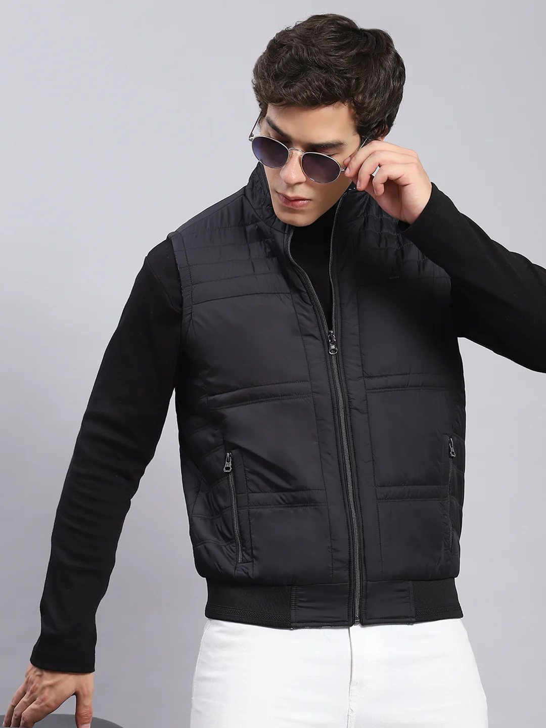 Men Black Check Stand Collar Sleeveless Jackets