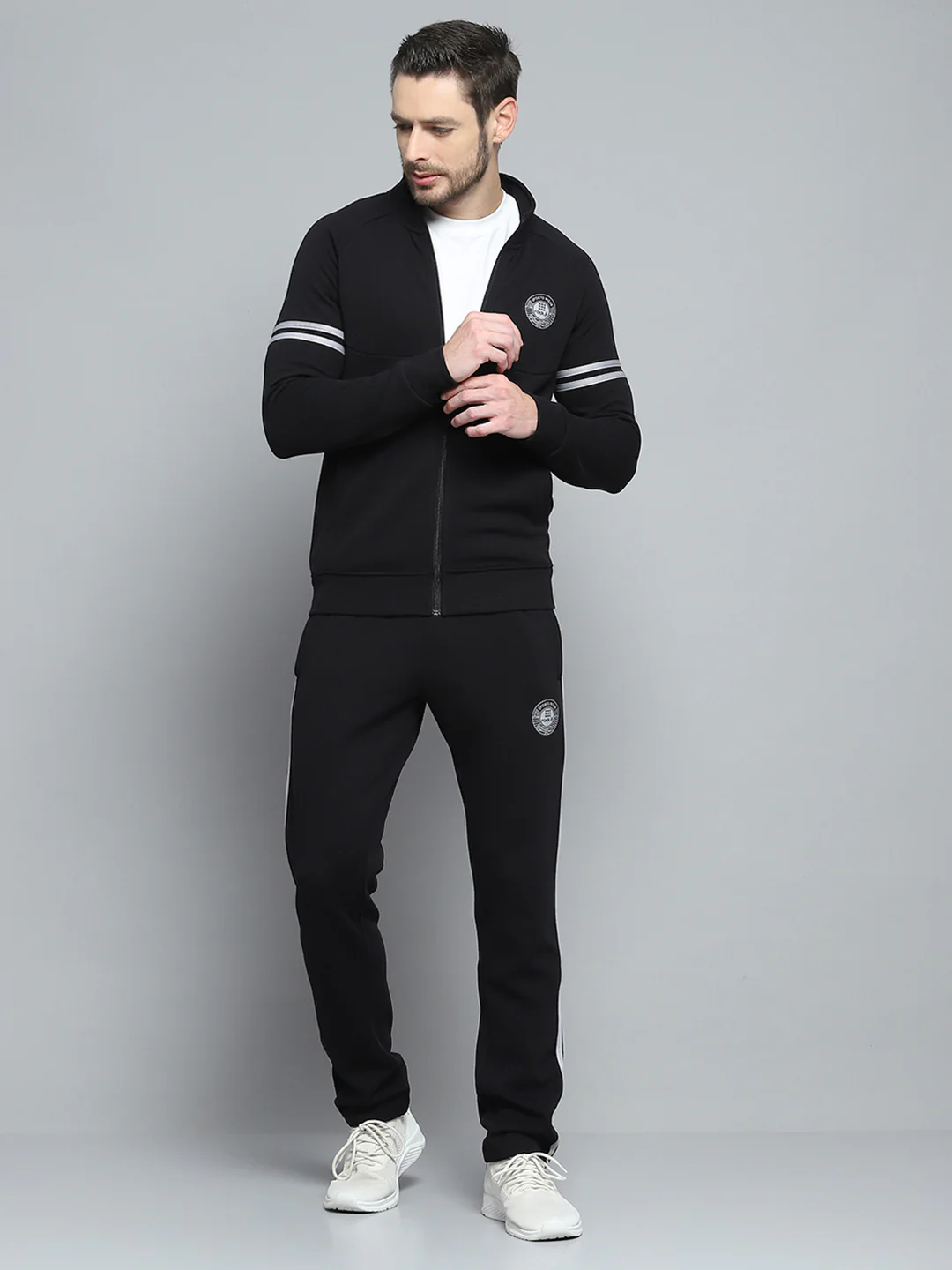 Rock.it Men Black Printed Mock Neck Full Sleeve Winter Tracksuit
