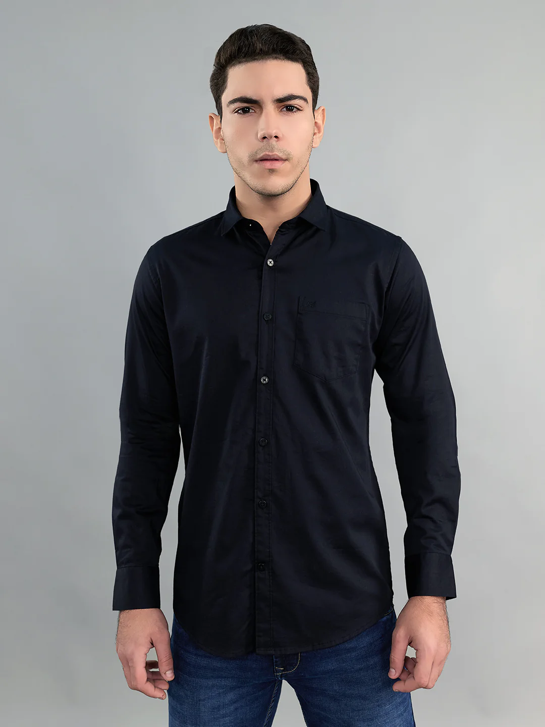 Men Black Solid Collar Full Sleeve Shirt