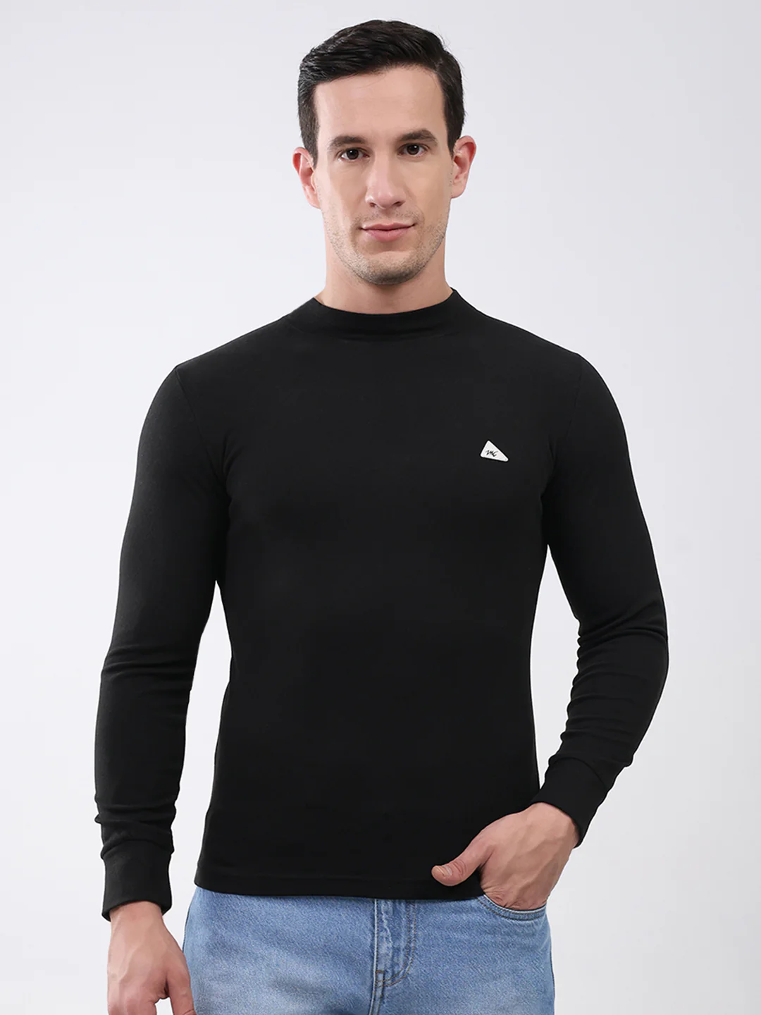 Men Black Solid Round Neck Full Sleeve Winter T-Shirt