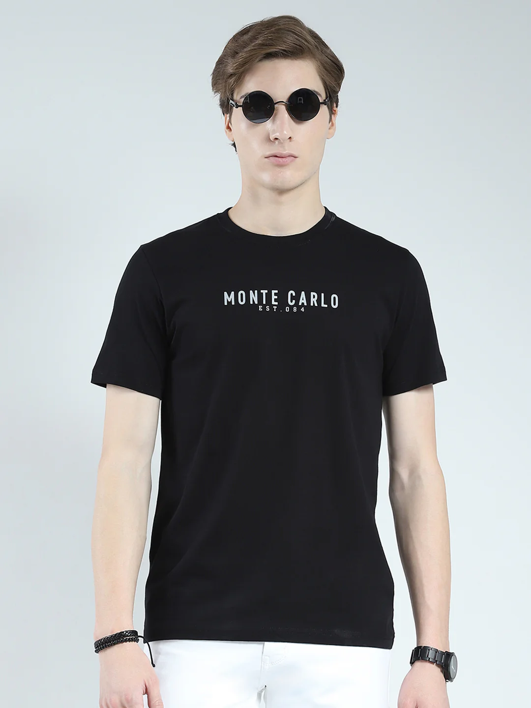Men Black Solid Round Neck Half Sleeve T-Shirt