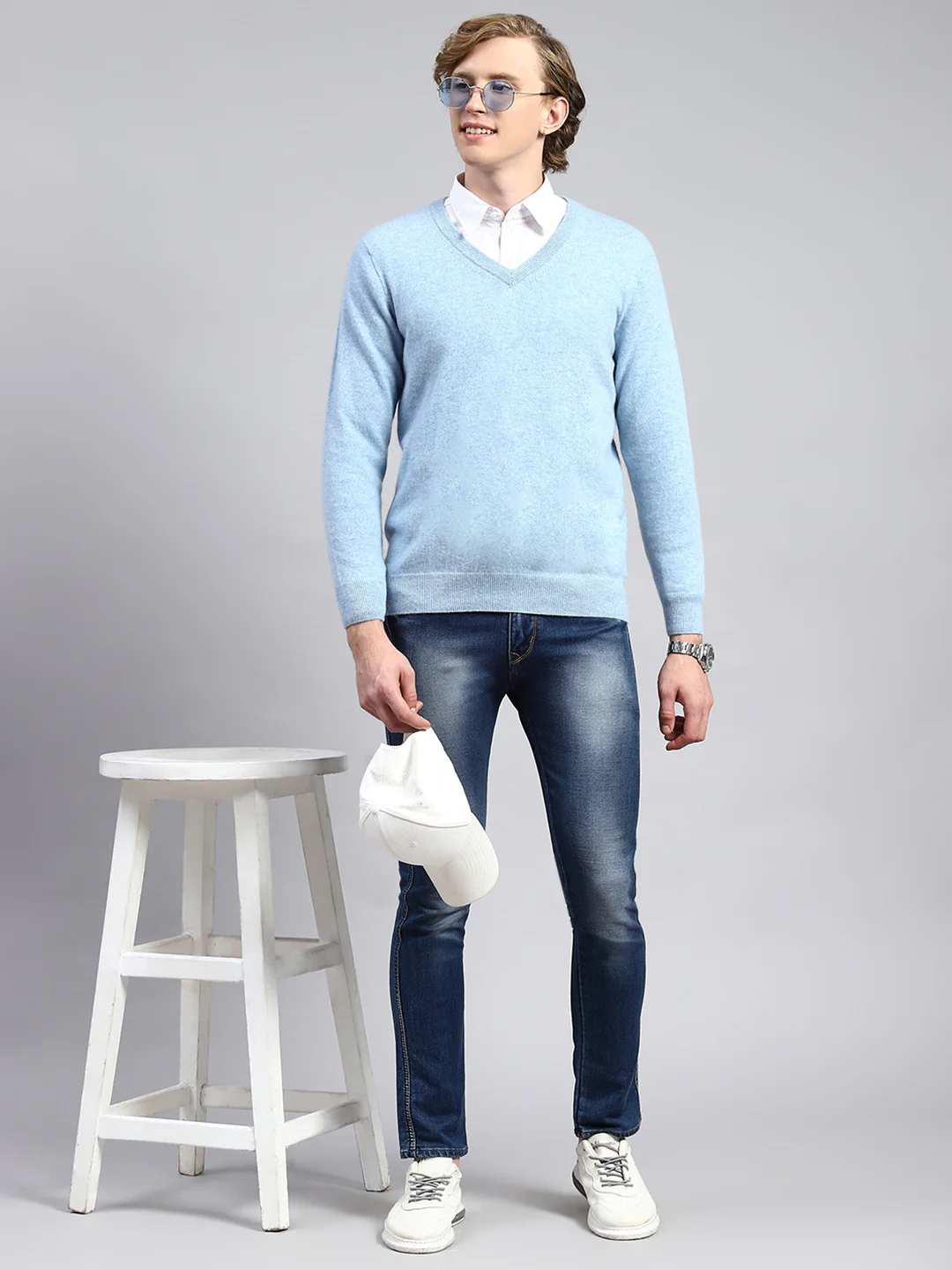 Men Blue Solid Pullover