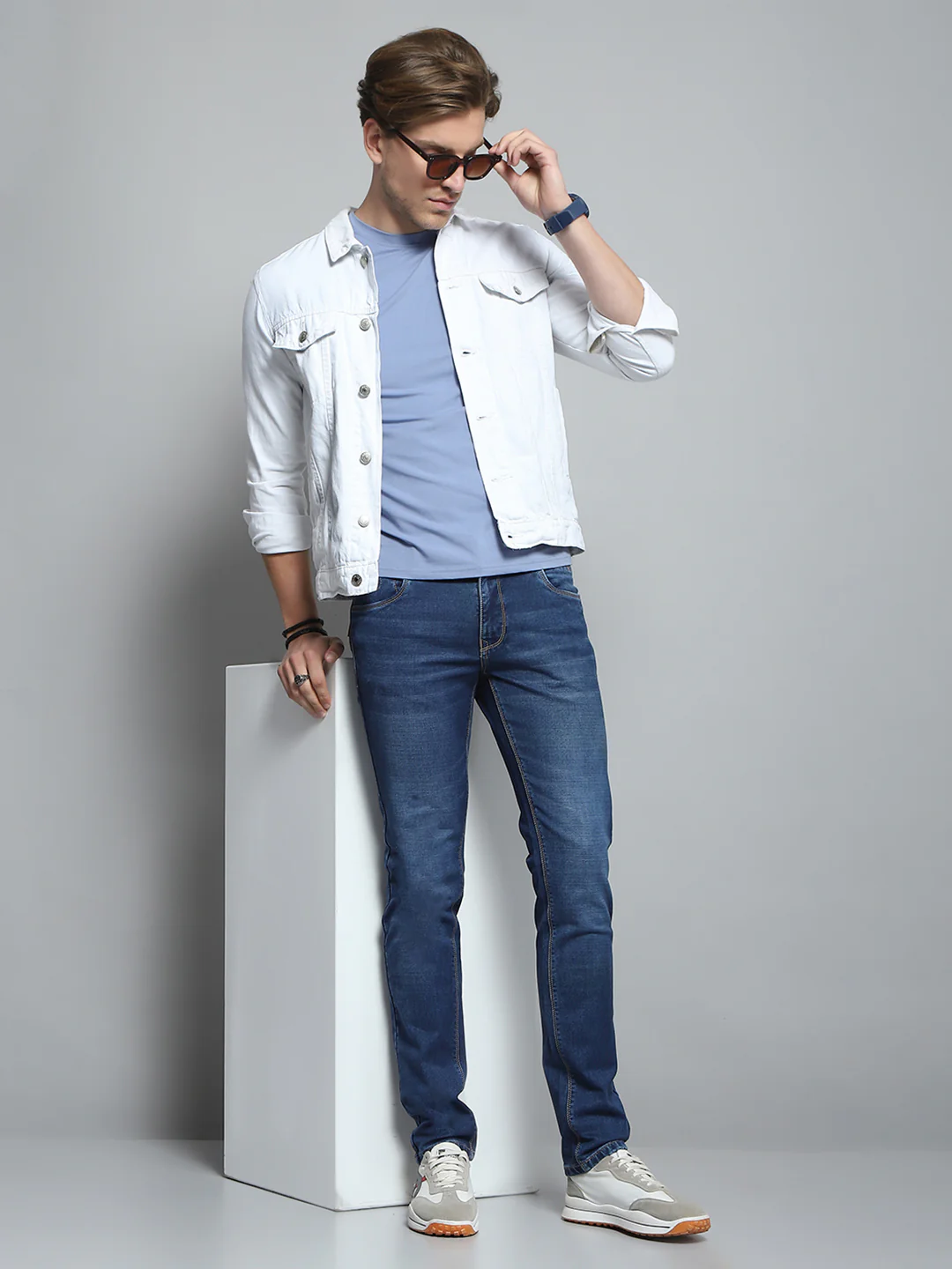 Men Blue Solid Skinny Fit Denim - Image 2