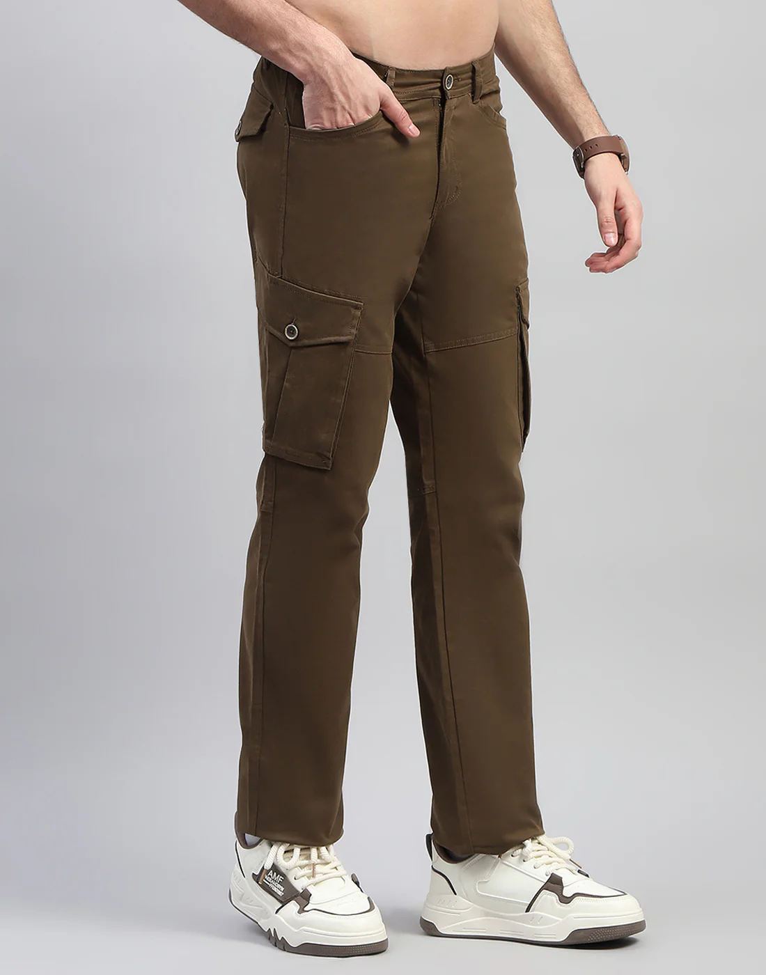 Rock.it Men Brown Solid Regular Fit Cargo