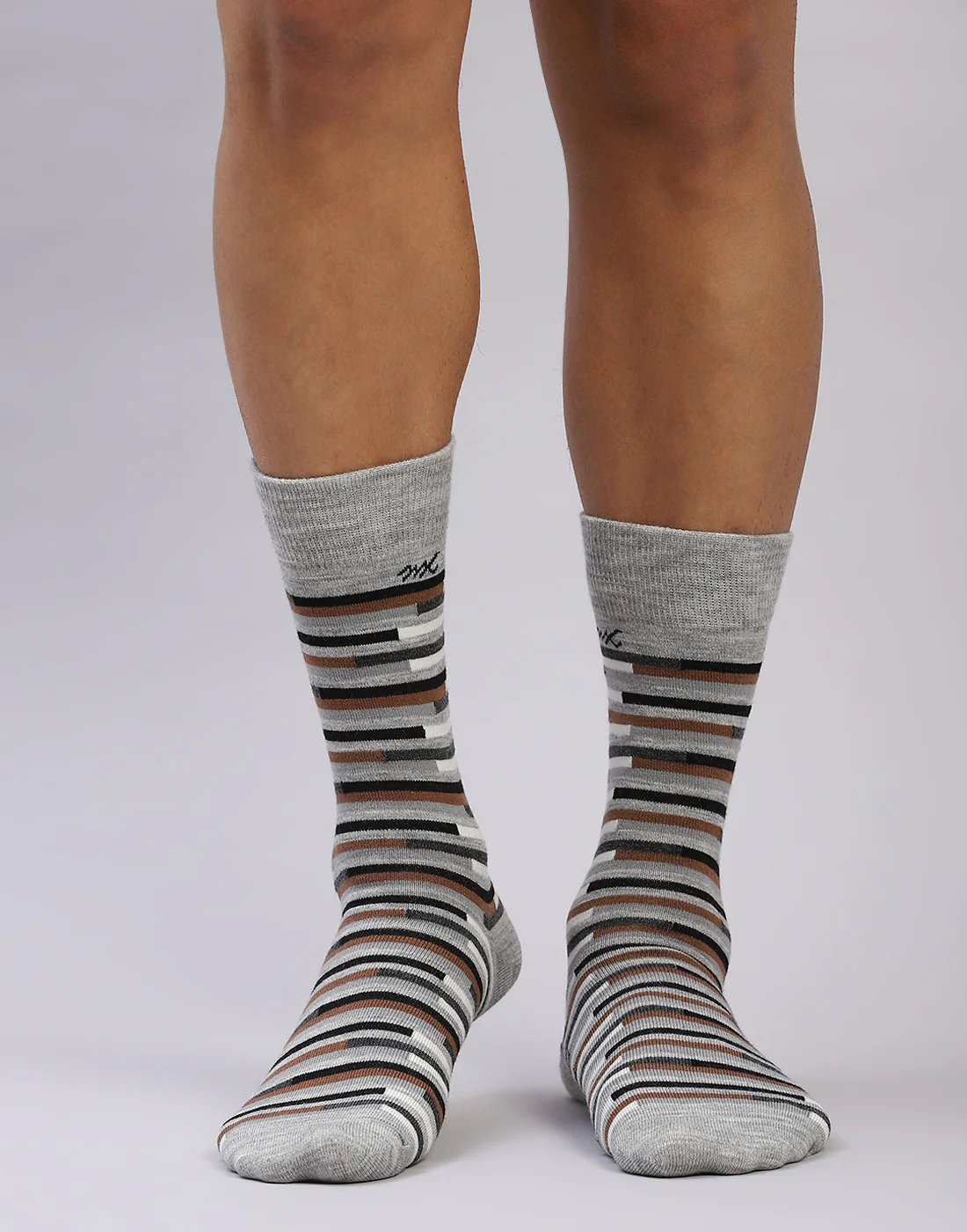Men Cotton Blend Solid Calf Length Socks (1 Pair)