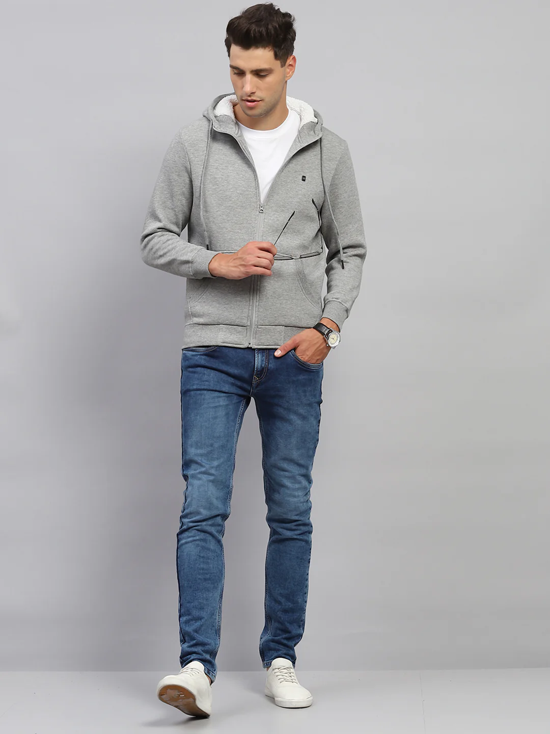 Men Grey Solid Hooded Full Sleeve Sweatshirt