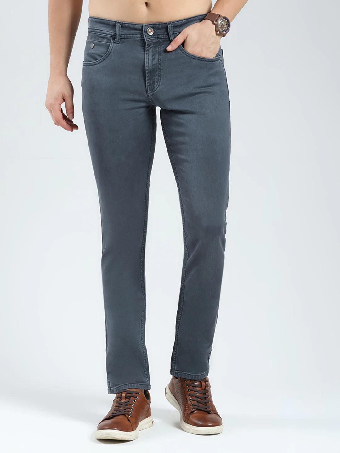 Men Grey Solid Narrow Fit Denim