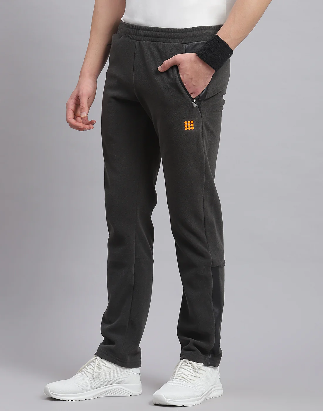 Rock.it Men Grey Solid Regular Fit Winter Lower