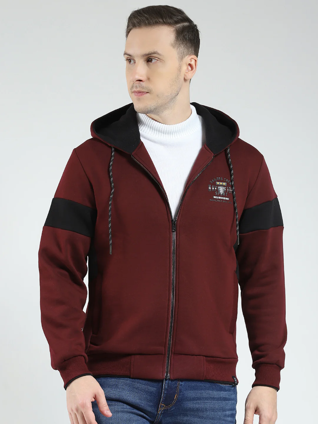 Men Maroon Solid Hooded Full Sleeve Sweatshirt