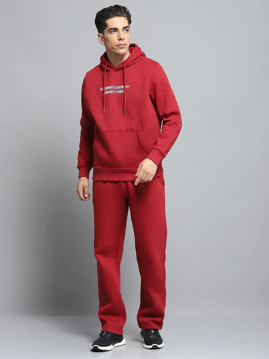 Men Maroon Solid Hooded Full Sleeve Winter Tracksuit