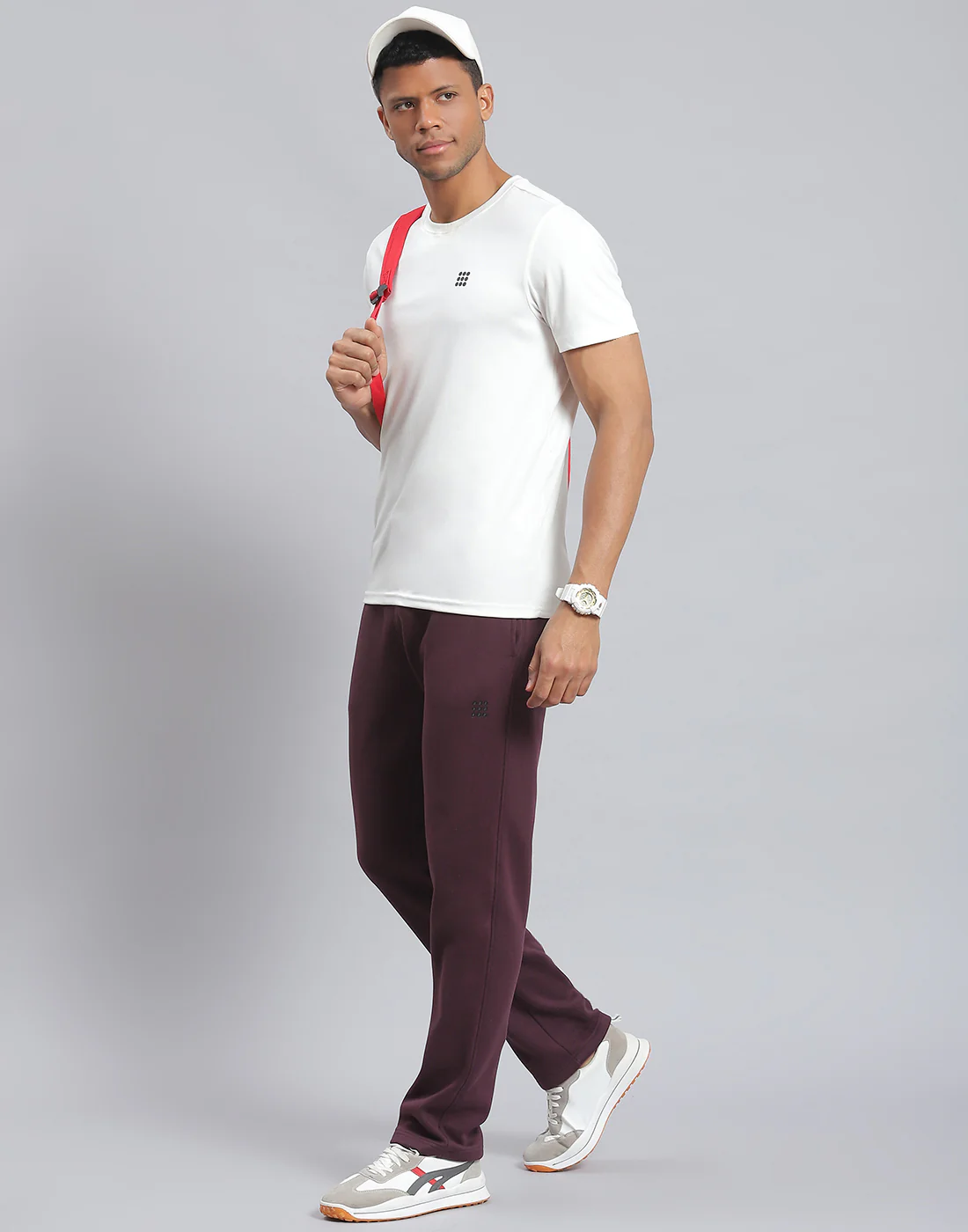 Rock.it Men Maroon Solid Regular Fit Winter Lower