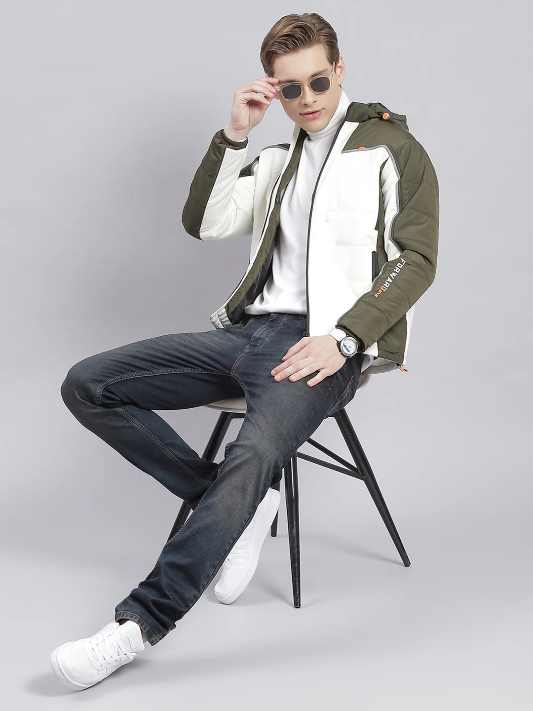 Men Olive Solid Hooded Full Sleeve Jackets - Image 2