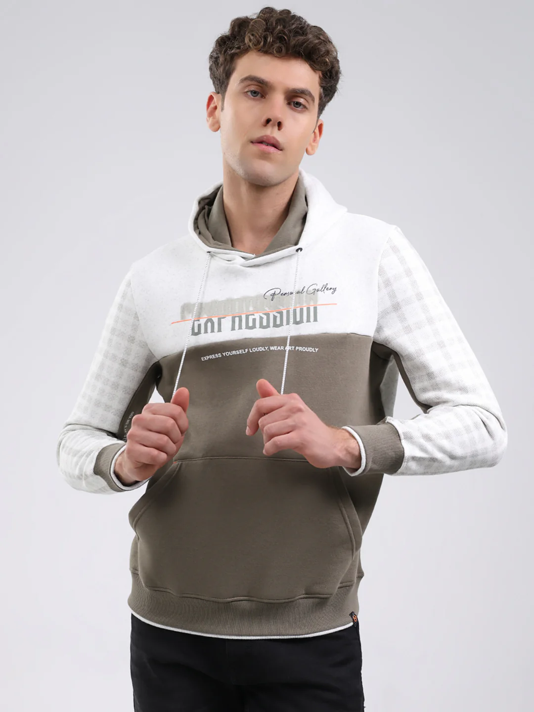 Men Olive Solid Hooded Full Sleeve Sweatshirt