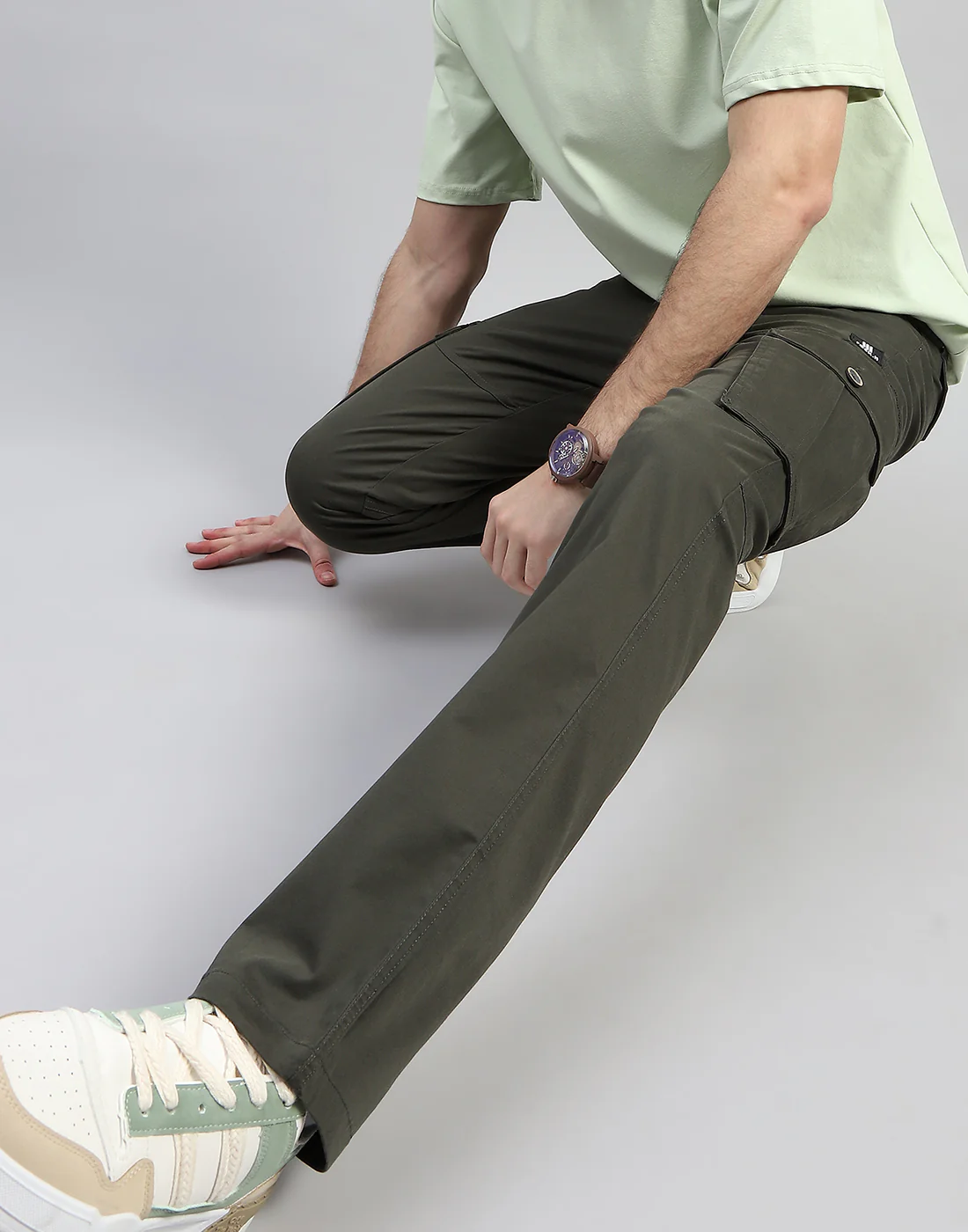 Rock.it Men Olive Solid Regular Fit Cargo
