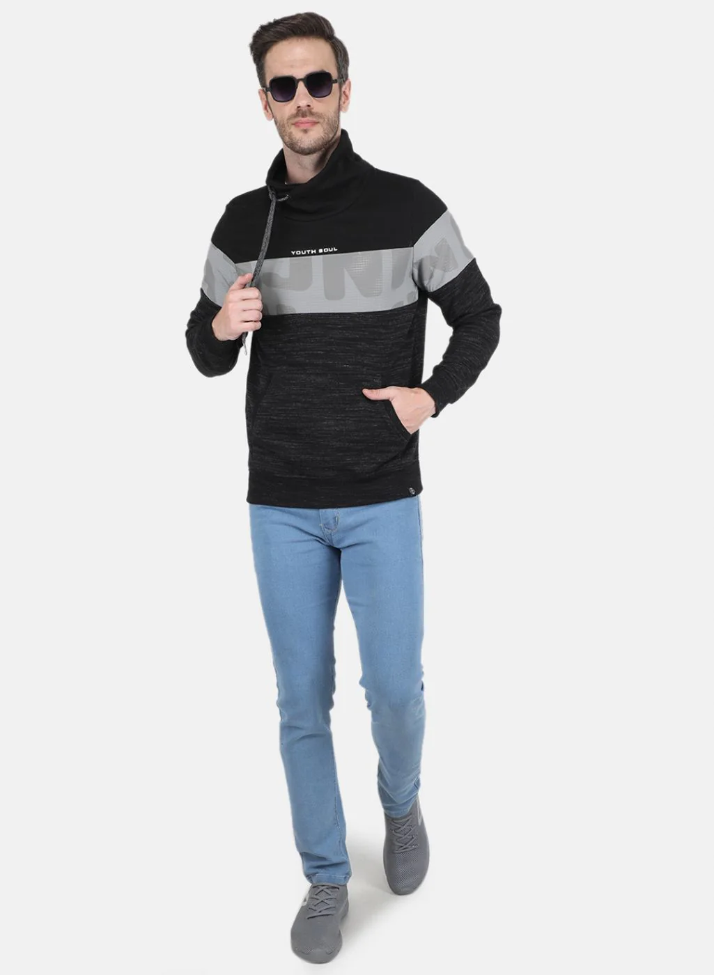 Men Black Jaquard Sweatshirt - Image 4