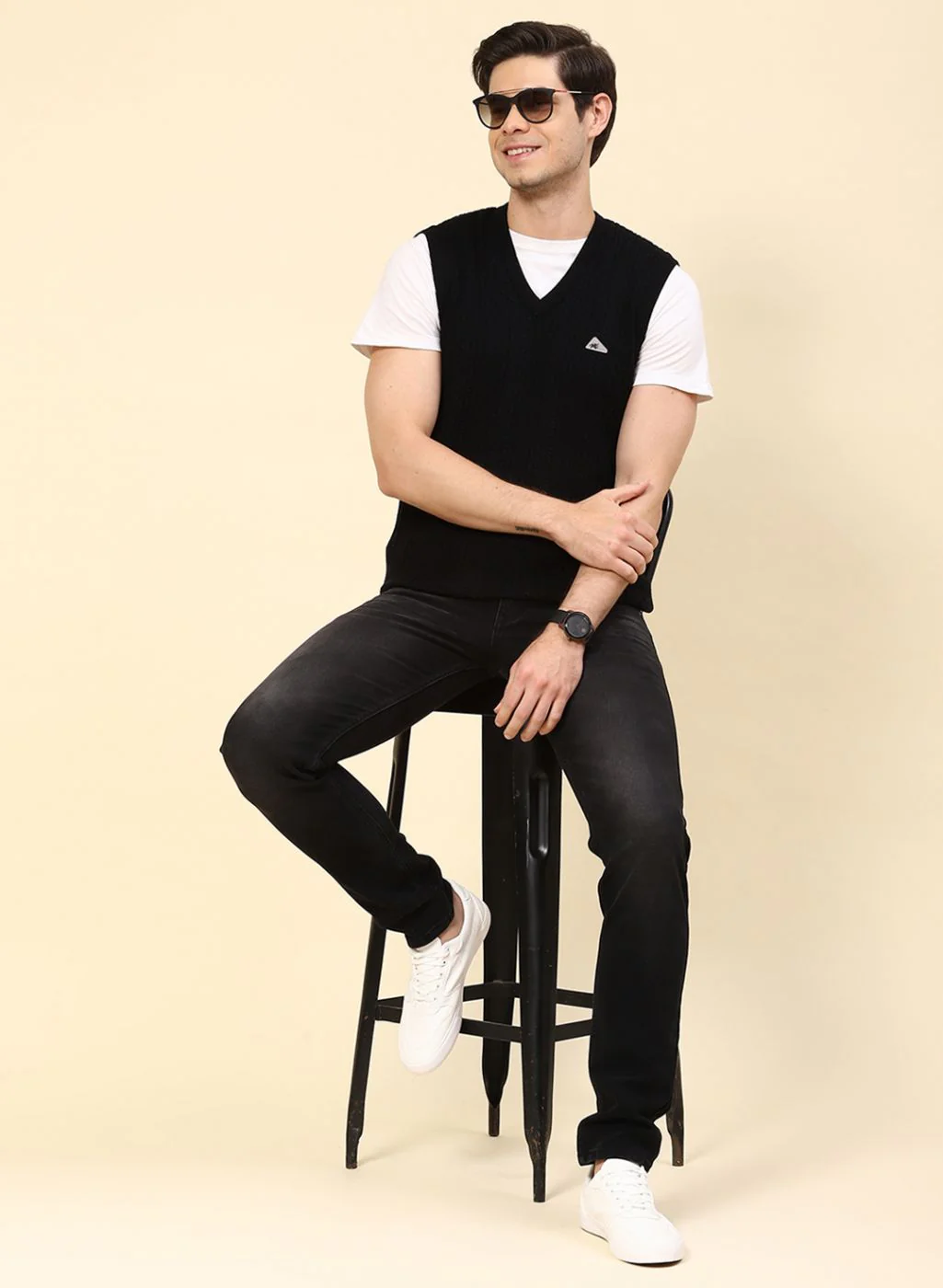 Men Black Self Design Pure wool Sweater