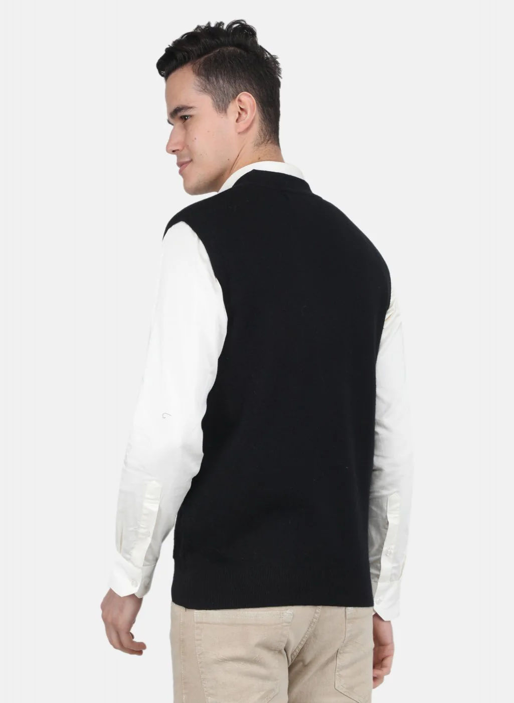 Men Black Solid Cardigan - Image 3