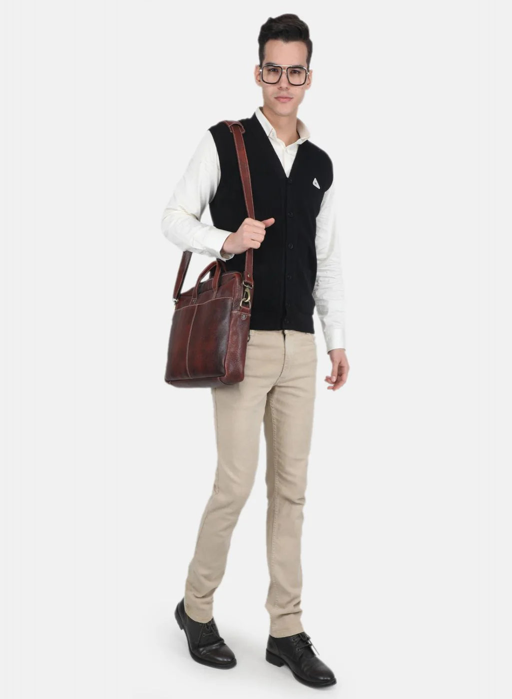 Men Black Solid Cardigan - Image 4