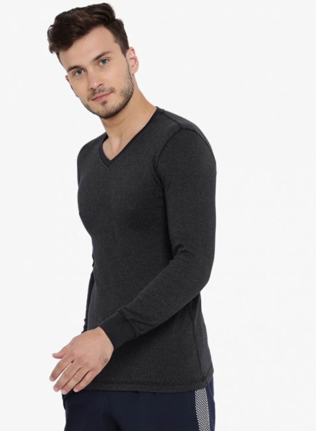Men Black Solid Thermal Vest - Image 2