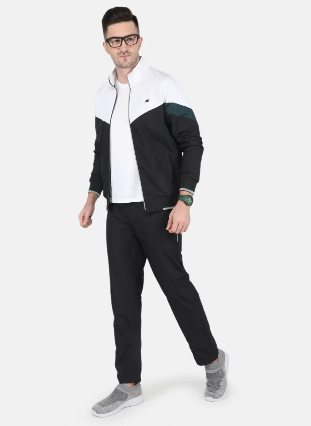 Men Black Solid Tracksuit - Image 4