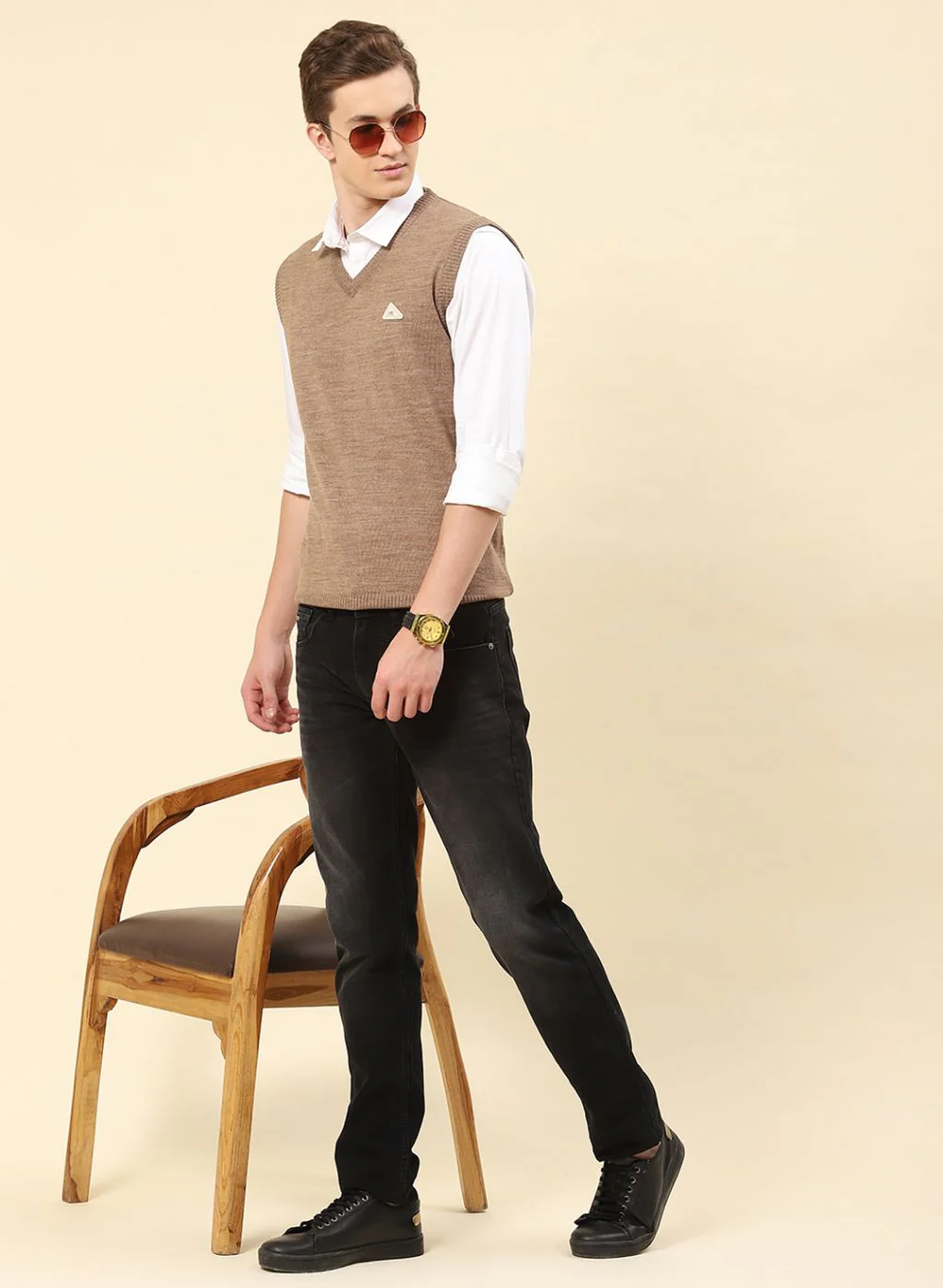 Men Brown Solid Blend wool Sweater