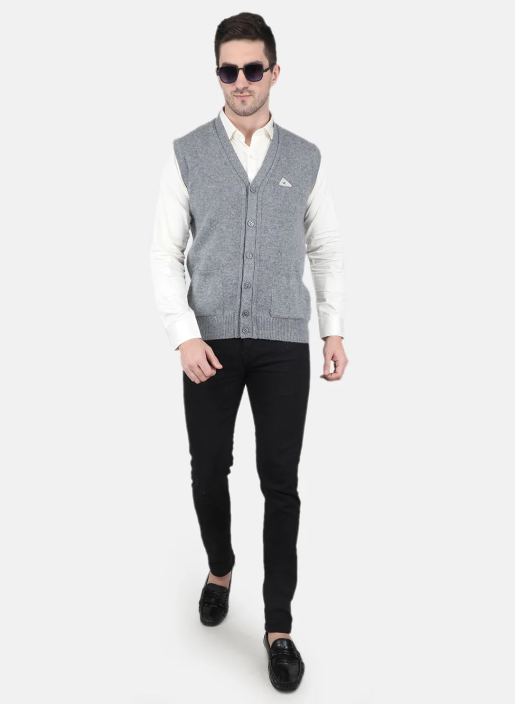 Men Grey Solid Cardigan - Image 4
