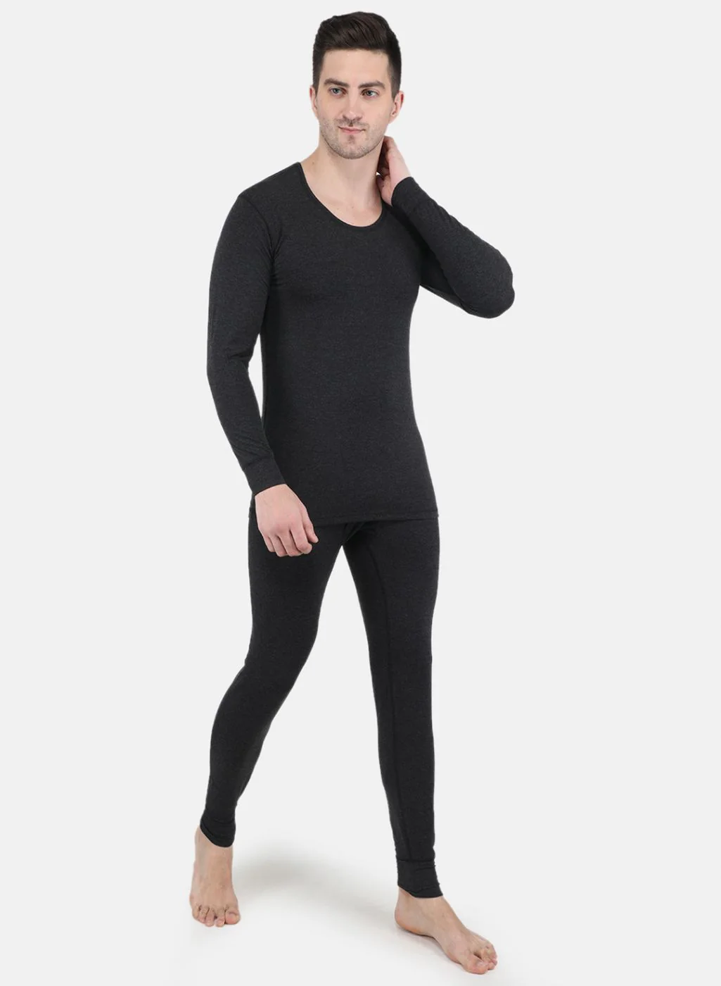 Men Grey Solid Thermal Vest - Image 4