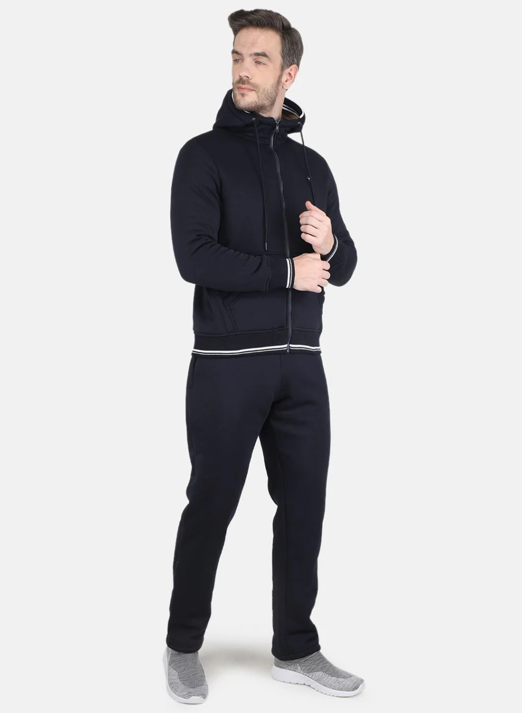 Men Grey Solid Tracksuit - Image 7