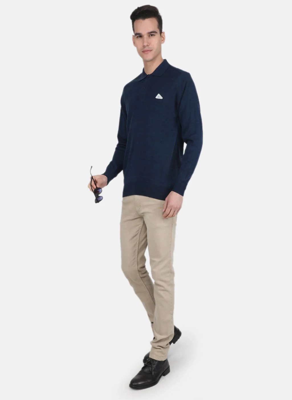 Men NAvy Blue Solid T-Shirt - Image 4