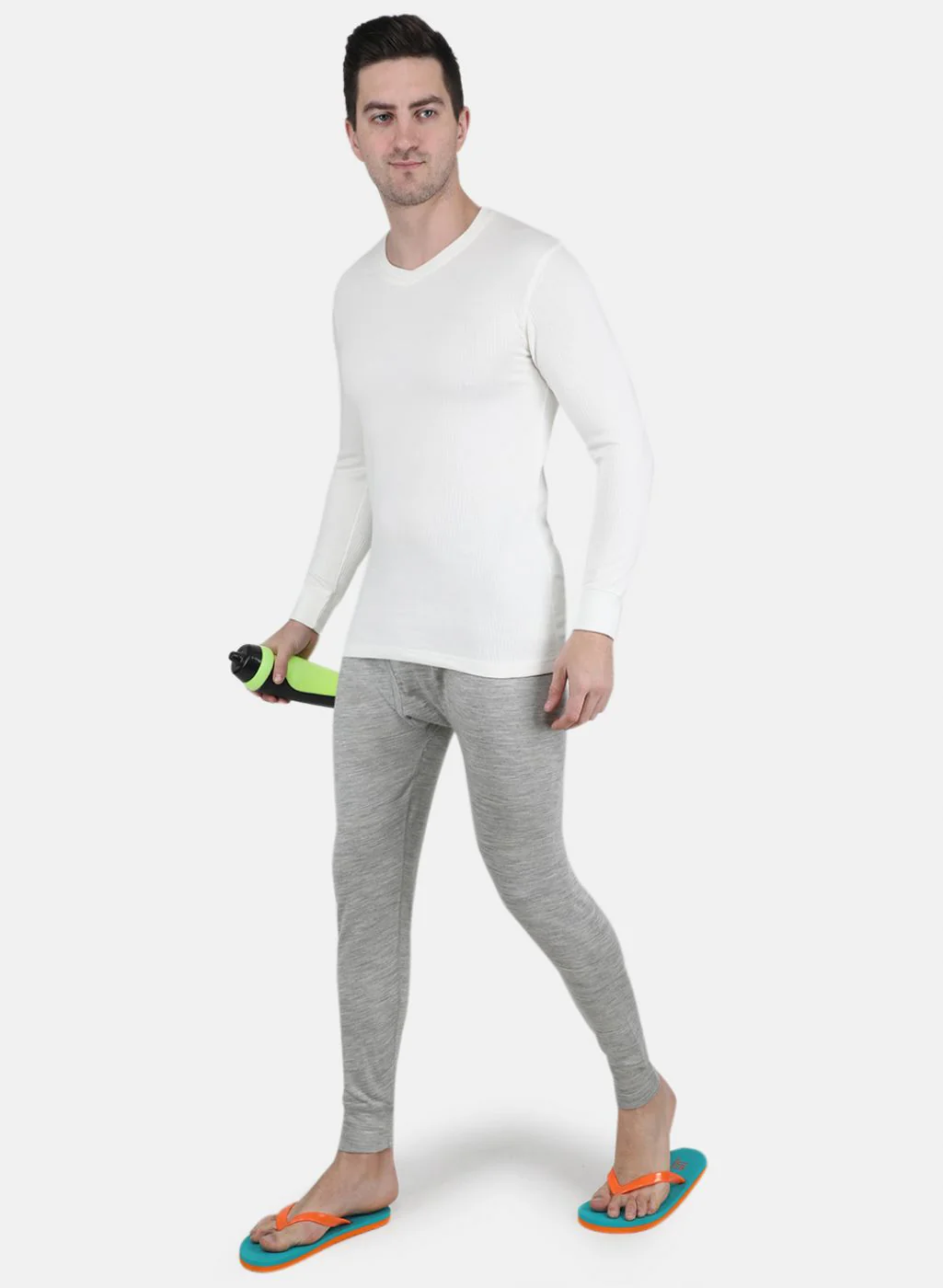 Men Off White Solid Thermal Vest - Image 4