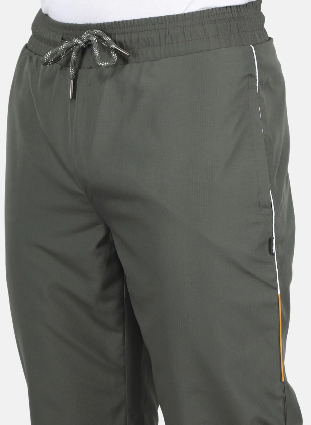 Men Olive Solid Tracksuit - Image 6