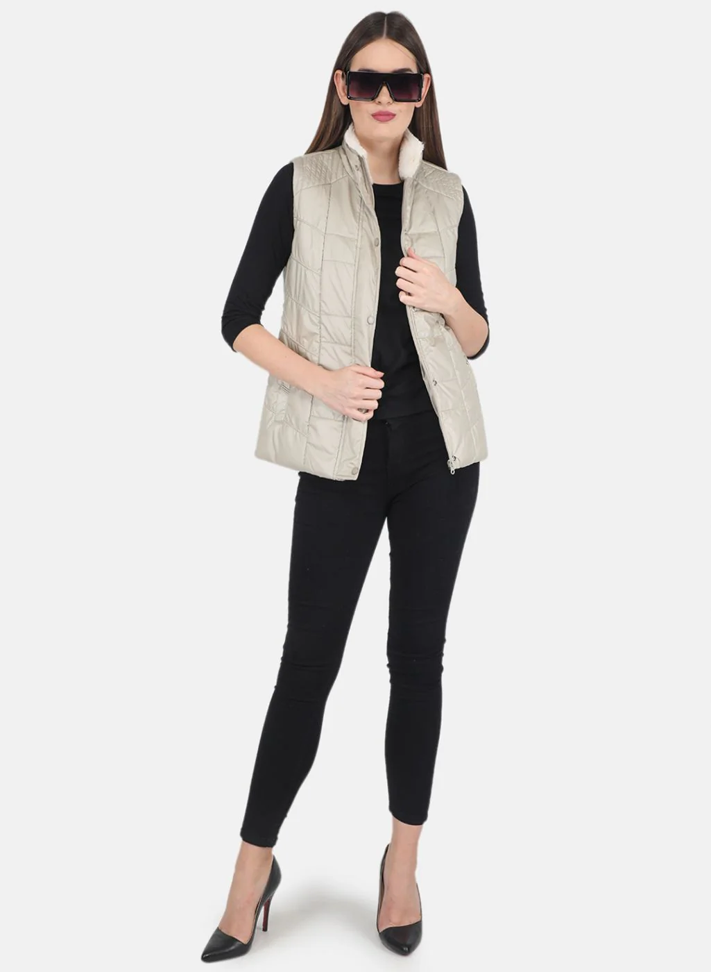 Women Beige Solid Jacket - Image 4