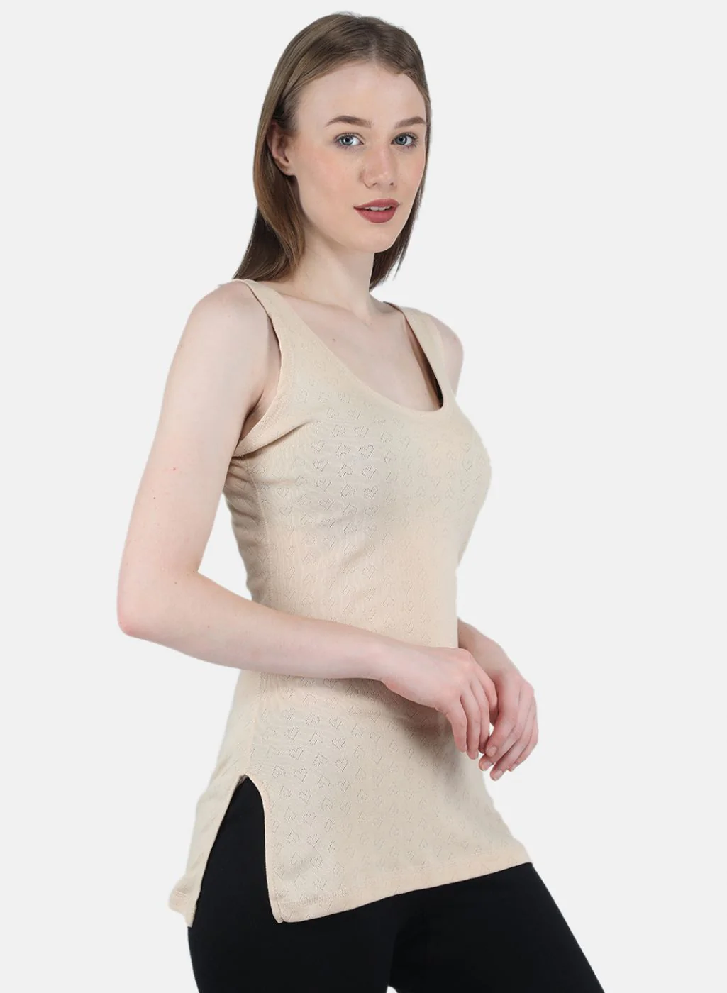 Women Beige Solid Thermal Vest - Image 6
