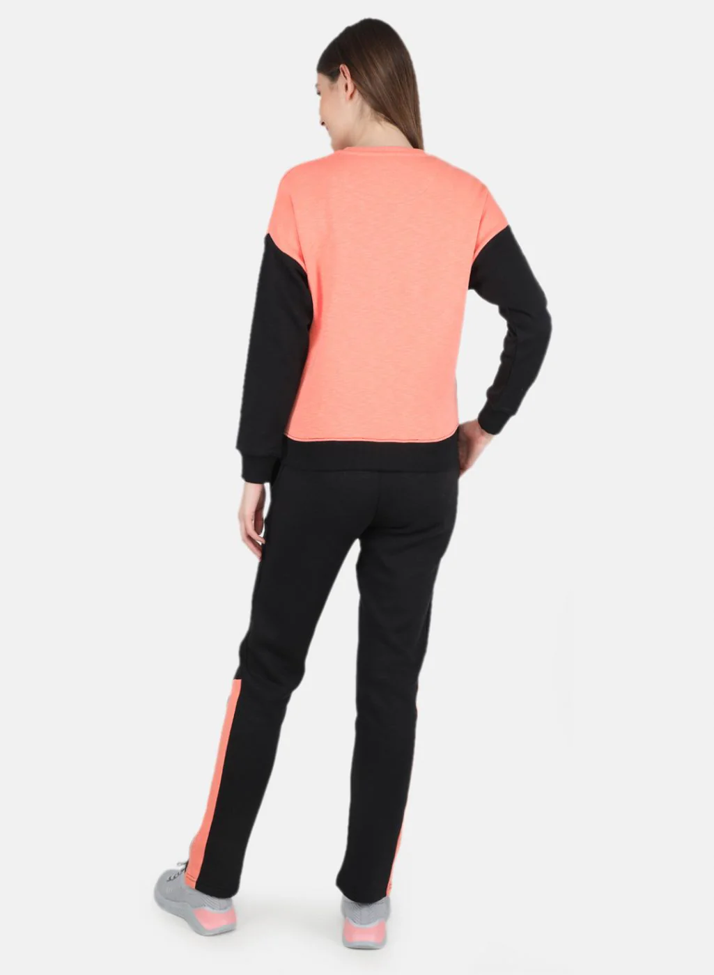 Women Black & Peach Printed Tracksuit - Image 3