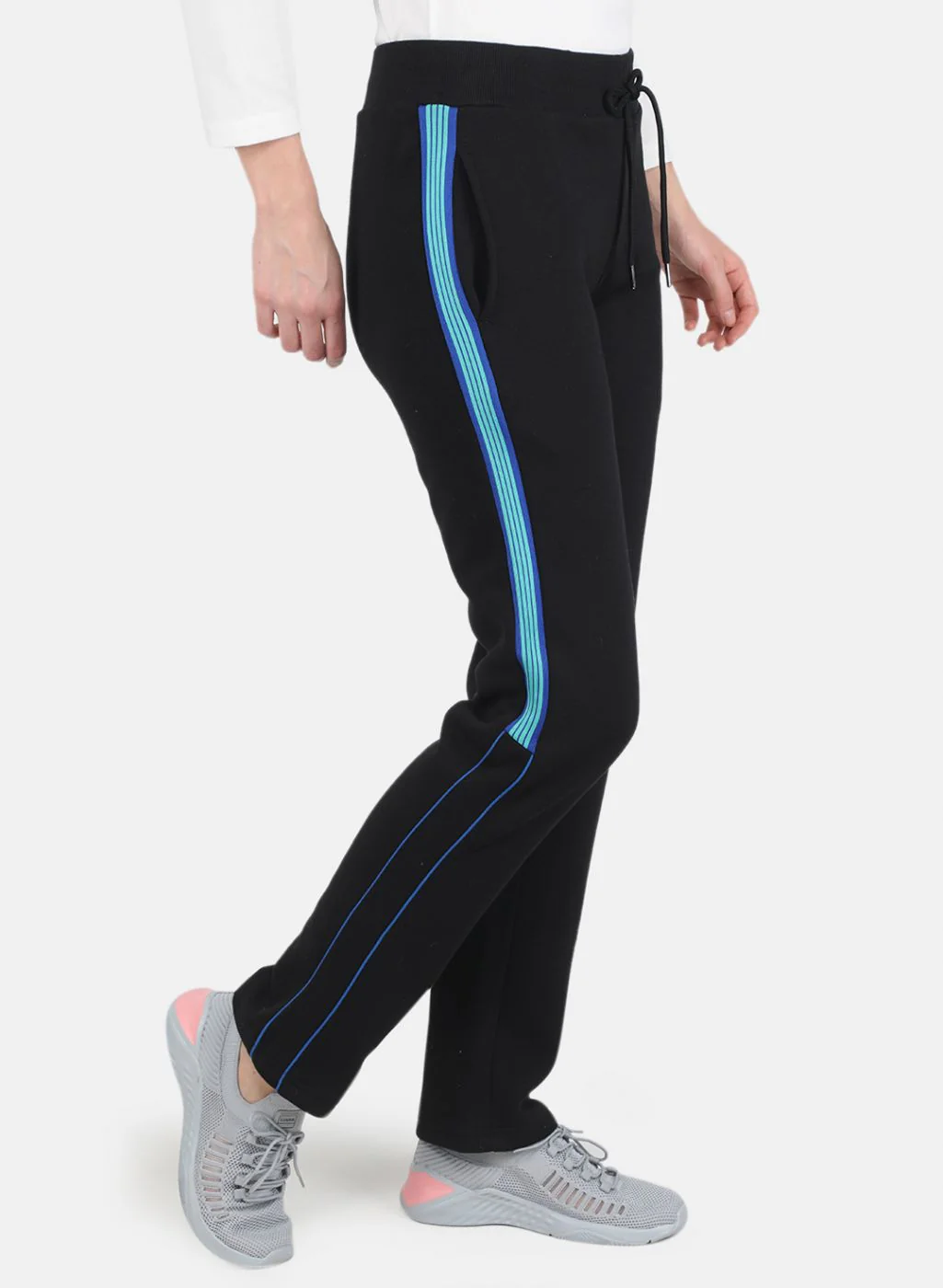 Women Black Regular Fit Winter Lower - Image 6