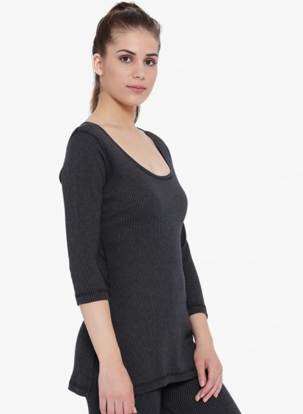 Women Black Solid Thermal Vest - Image 6