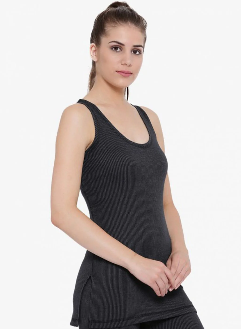 Women Black Solid Thermal Vest - Image 6