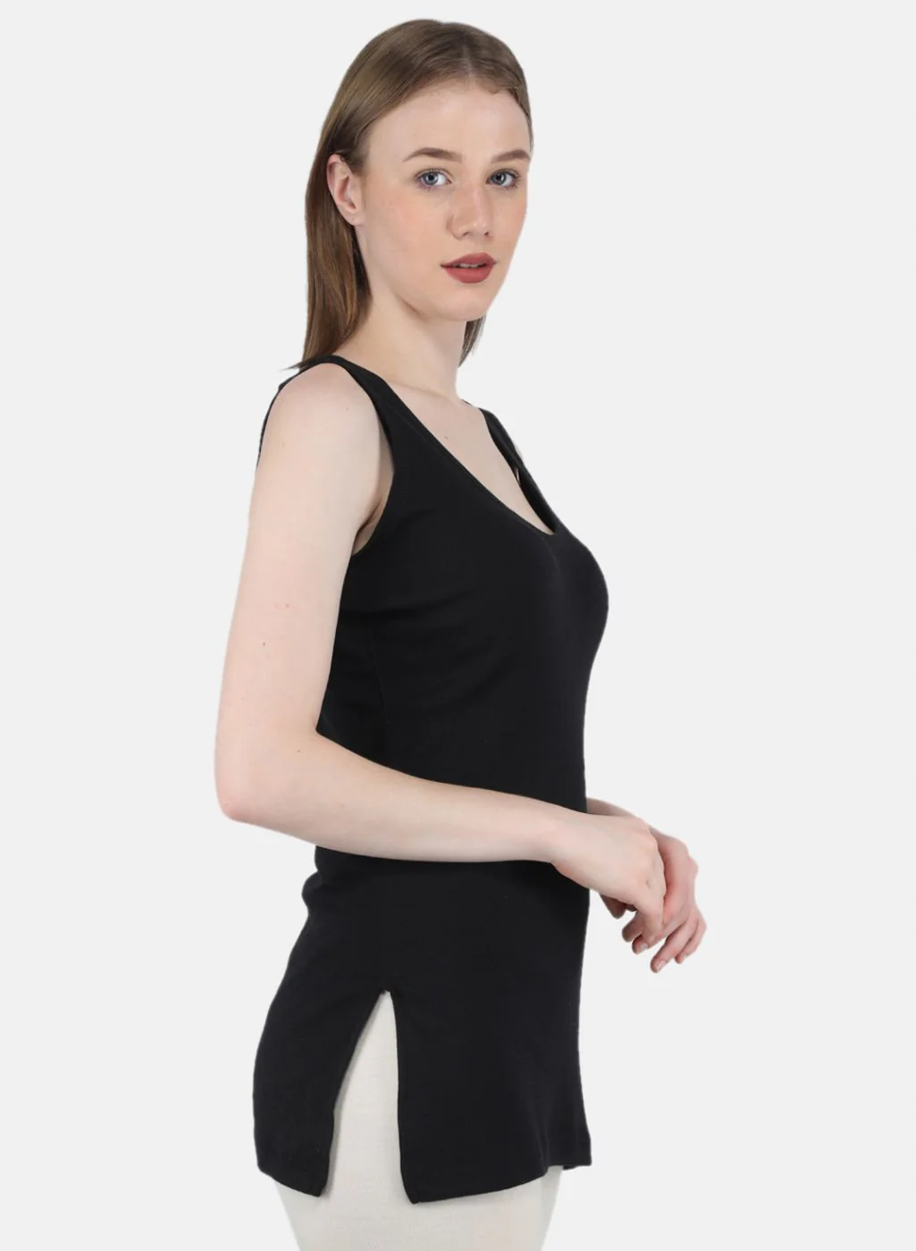 Women Black Solid Thermal Vest - Image 6