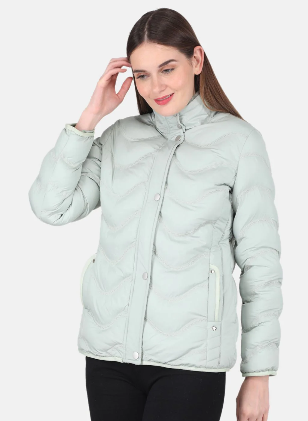 Women Green Embroidered Jacket - Image 2