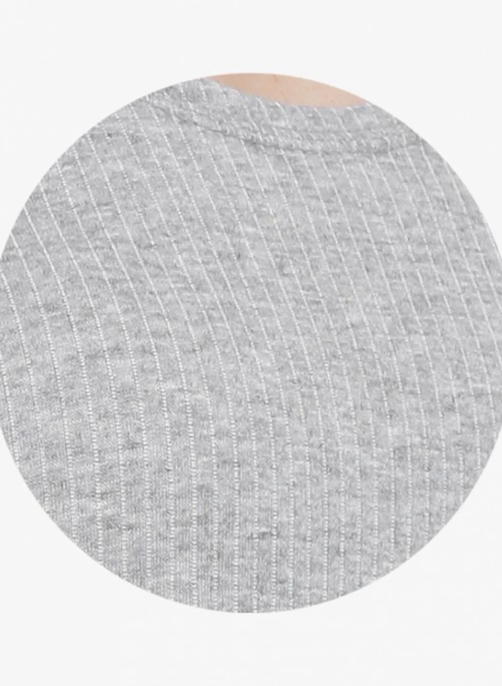 Women Grey Solid Thermal Vest - Image 5