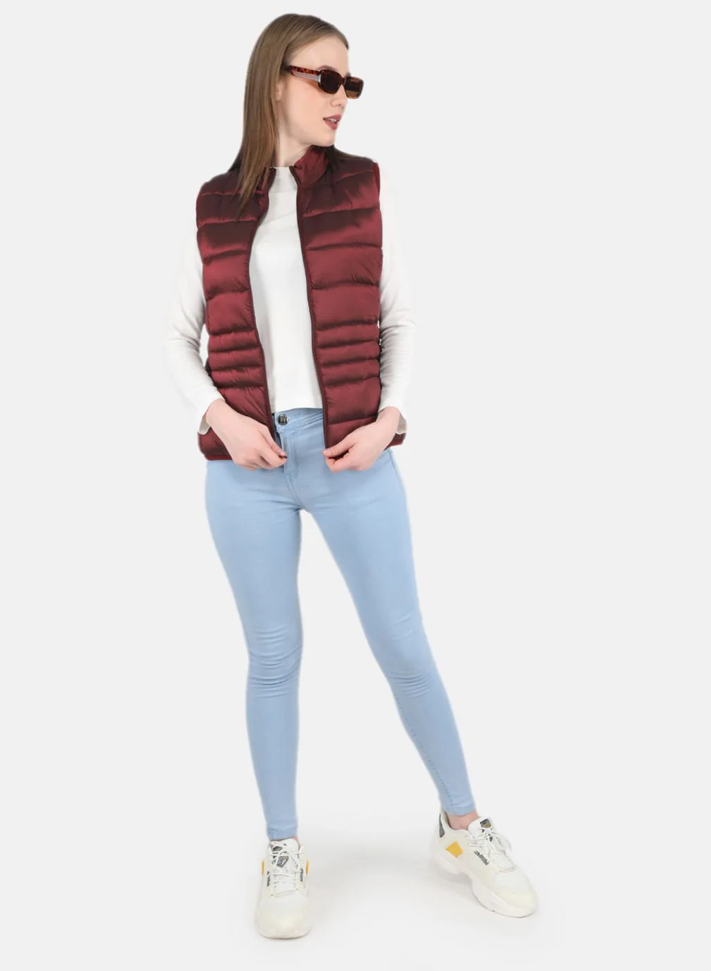 Women Maroon Puffer Jacket - Image 4